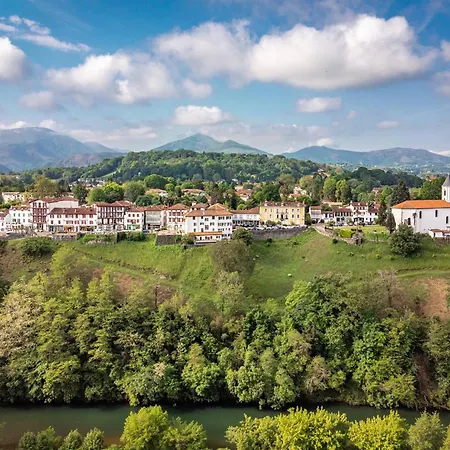 Spacieux T1 Bis A Avec Terrasse, Animaux Admis, Parking Et Wi-fi - Fr-1-495-147 Cambo-les-Bains